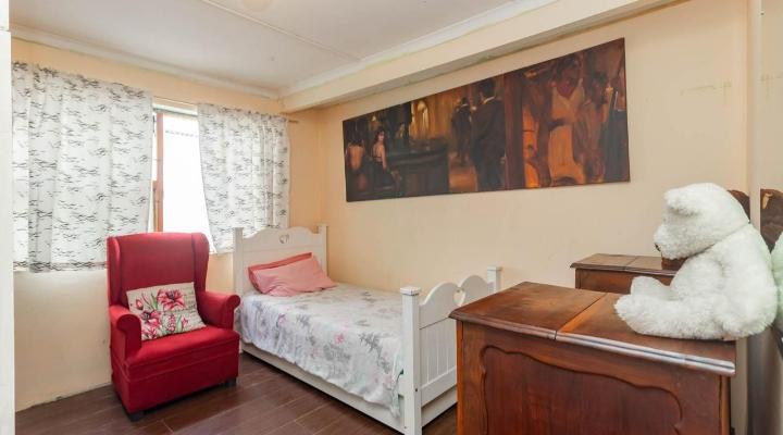 Stylish Bedroom Suite